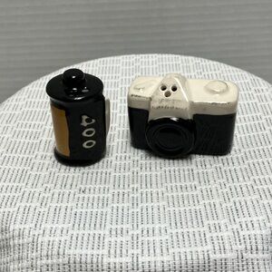 Black and White Camera Salt and Pepper Shakers